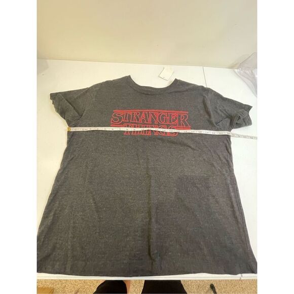 Stranger Things short sleeve tshirt 2X NWT - Picture 3 of 5